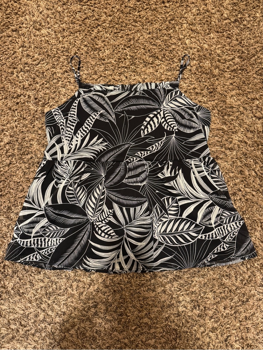 Banana Republic Flowy Black & White Tank Top